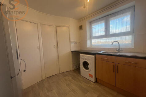 WhatsApp Image 2025-11-18 at 15.09.55 (4).jpeg