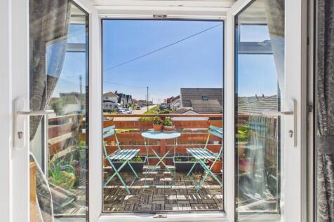 Lounge Patio Doors