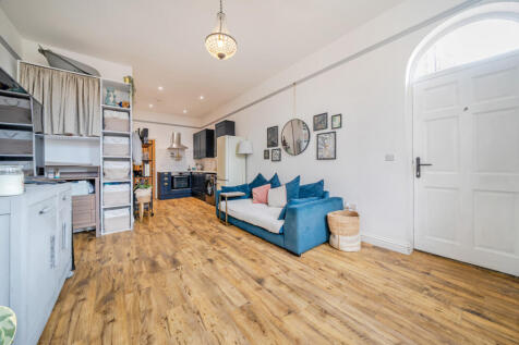 1372154-10-68ff71...