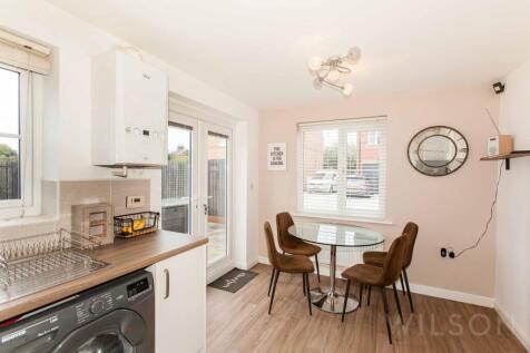 Cowlishall Drive, Old Tupton, S42 photo 4