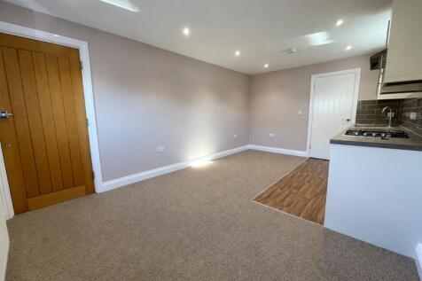 Mill Road, Aveley, South Ockendon, Essex, RM15 photo 4