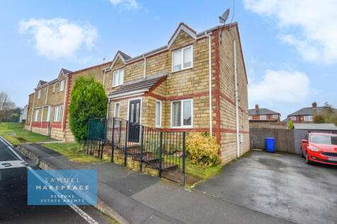 Two Bedroom Semi Detached Property with Driveway 