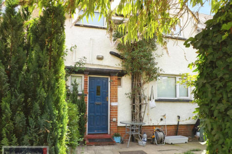 2-bed house on Woburn Place, Duxford, CB22 4QJ, £1,250/mo