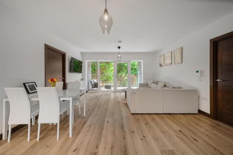 Eleanore House-10.jpg