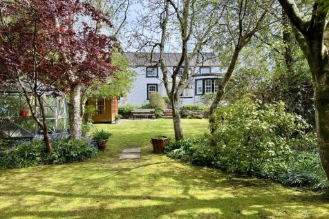 Kirkmulloch, 1 Wayside, Dalry - Williamson and Hen