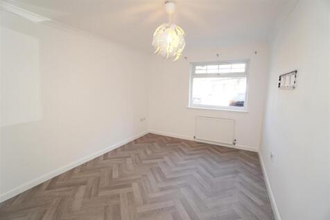 180 Auchinairn Road, Bishopbriggs, G64 1NQ photo 5
