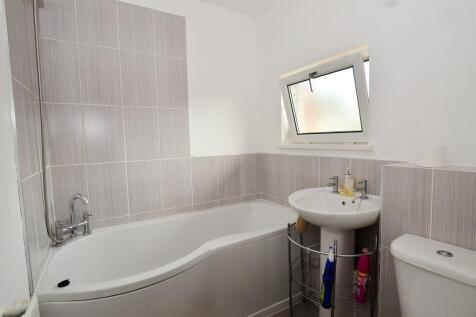 Monksgrove, Loughton, IG10 photo 3