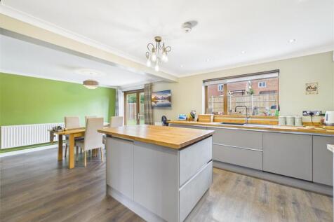 Kitchen  / Diner