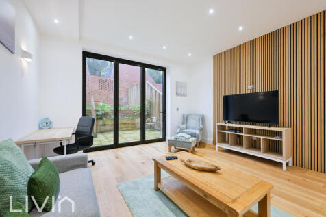 MAPLEHURST SQUARE, 7- (5)