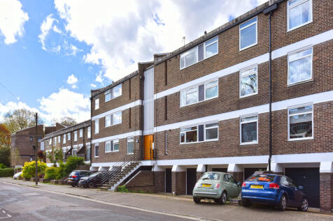 8 Skipworth Road ...