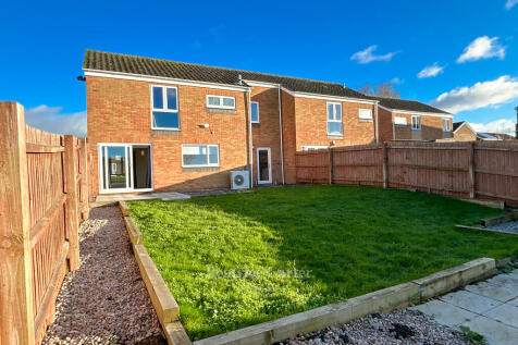 Maple Close, Raf Lakenheath photo 3