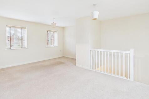 CAM02545G0-PR0507-STILL006