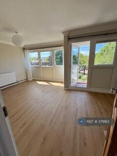 Arabella Drive, London, SW15 photo 3