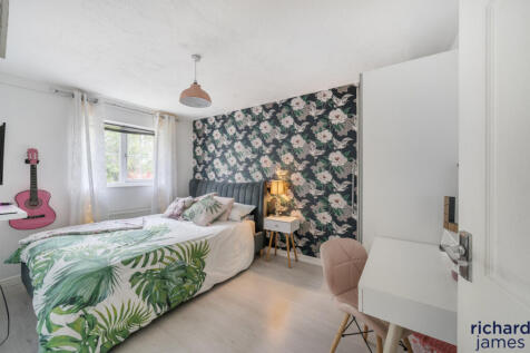 126f5c12bcf542d287e4a574581fbe8b