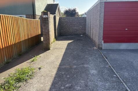 132 Parking