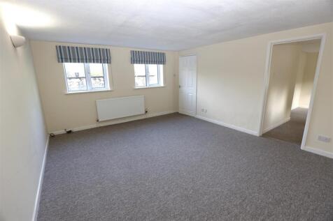 Living room.JPG