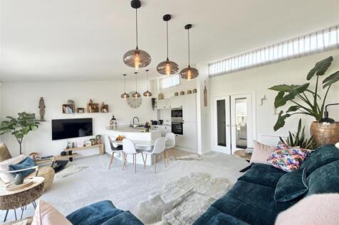 Living Room.jpeg