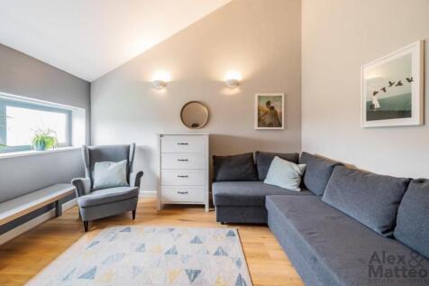 Delta Court, Deptford