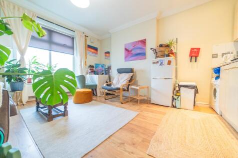 Call 02920 454555 to secure your viewing_1