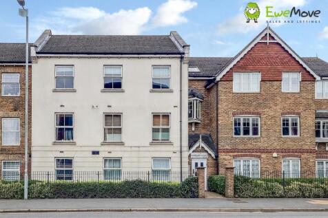 Building at Eastgate Court by Ben Brind @ EweMove 