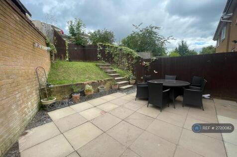 Rear Enclosed Garden
