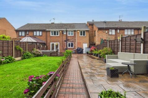 CAM03729G0-PR0111-STILL030