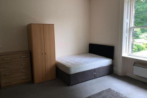 19-21 Balmoral Place, Halifax, HX1 photo 3