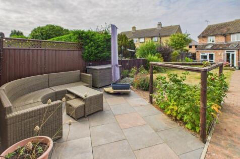 CAM02519G0-PR0326-STILL028