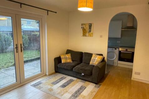 Living Room.jpg
