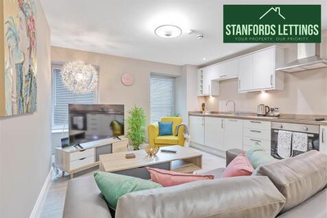 1a Living room main 1.jpg