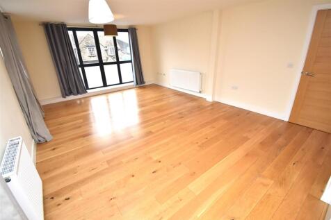 Living room 2 DSC_0766.JPG