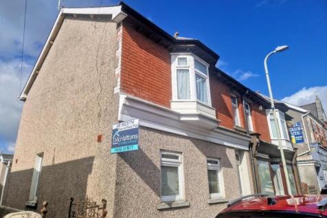 Bridgend, CF33 - property photo