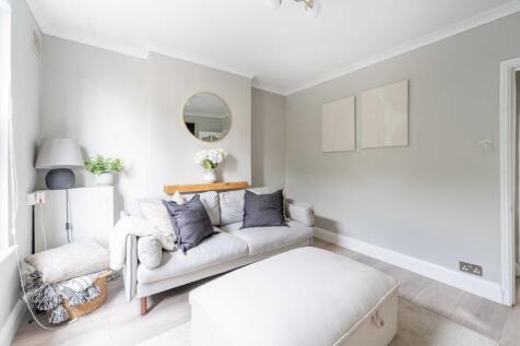 Rushett Road, Thames Ditton, KT7 photo 3