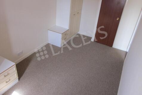 Kiddles, Yeovil, BA21 4ER photo 4