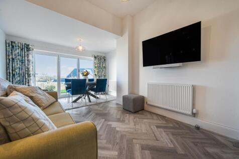 Upon plan living space