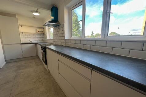 Room 1, St. Marys Square, Newmarket photo 3