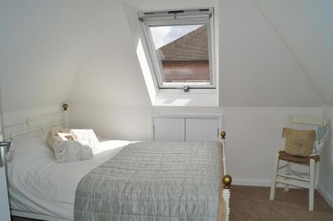 Bedroom 3/dressing room