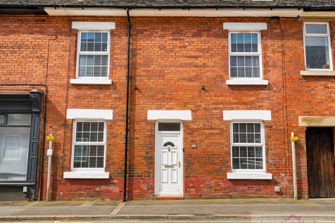 Leek, ST13 - property photo