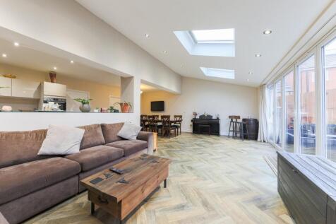 Kitchen, dining, family area