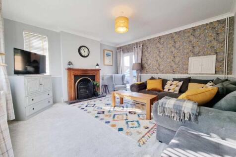Lounge:
