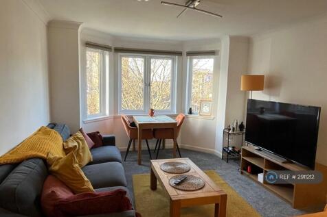 Kitchen / Living Room
