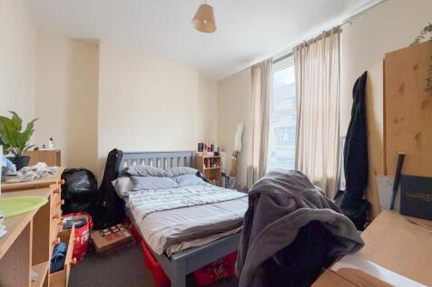 Call 02920 454555 to secure your viewing_3