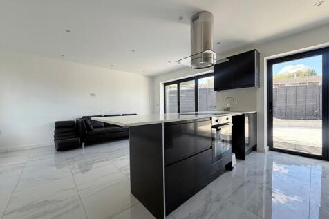 Annesley Road, Newport Pagnell photo 3