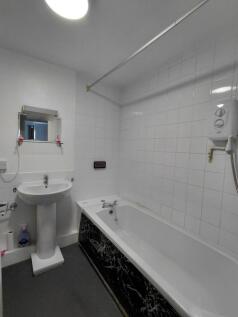Clarendon Court, Nottingham, NG5 photo 3