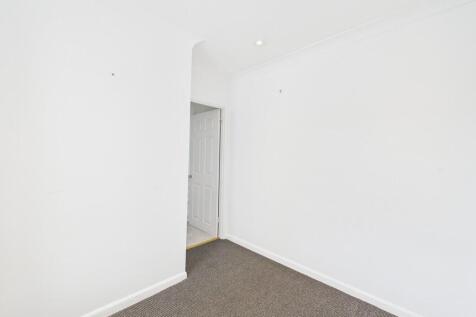 CAM02089G0-PR0573...