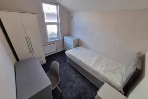 15 Aylesford Street, Leamington Spa photo 4