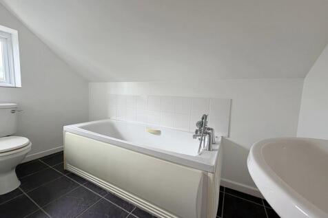 En Suite Bathroom
