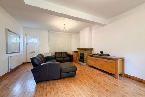 Winnock Road, Yiewsley, UB7 photo 4