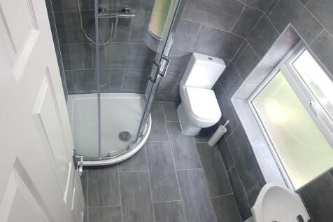 Flat ,  Egerton Road, Manchester photo 3