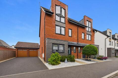 Coombe Close